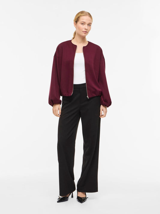 model_shot-front_full