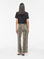 model_shot-back