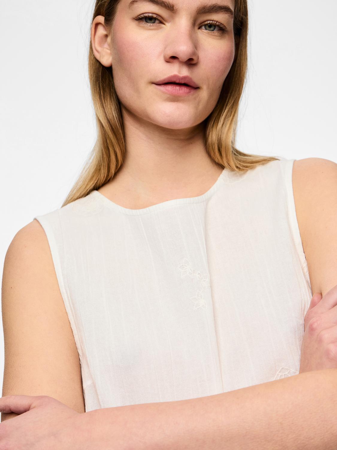 model_shot-detail