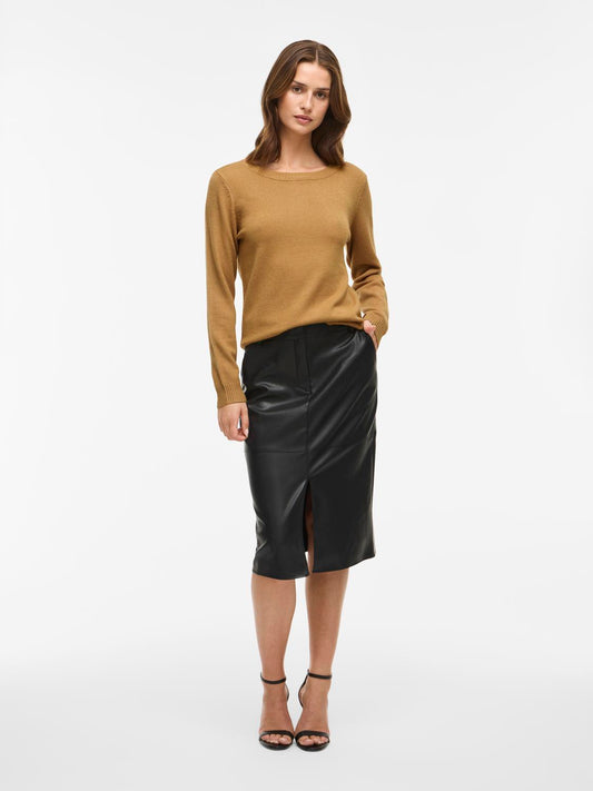 model_shot-front_full