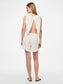 model_shot-back